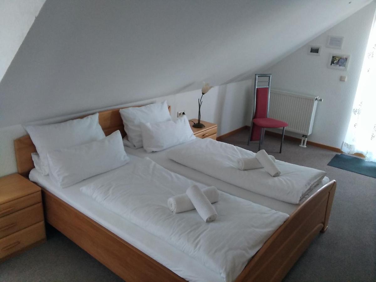 Gaestehaus Helbighof Neustadt an der Weinstraße Extérieur photo
